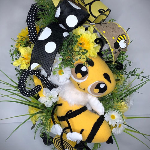 Custom designer handmade Busy Bee centerpiece Centerpiece / Table Arrangement / Table Decor