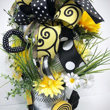 Load image into Gallery viewer, Custom designer handmade Busy Bee centerpiece Centerpiece / Table Arrangement / Table Decor