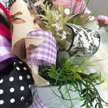 Cargar imagen en el visor de la galería, Custom Designer Handmade Spring Bunny centerpiece