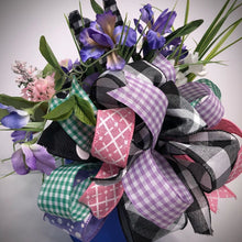 Load image into Gallery viewer, Custom Designer Handmade Spring Centerpiece