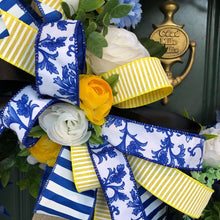 Cargar imagen en el visor de la galería, Custom Designer Handmade Vibrant Yellow, White and Blue Floral Wreath