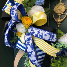 Laden Sie das Bild in den Galerie-Viewer, Custom Designer Handmade Vibrant Yellow, White and Blue Floral Wreath