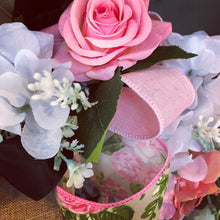 Load image into Gallery viewer, Custom Designer Handmade Pink, coral, cream and white wreath