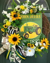 将图片加载到图库查看器，Custom Designer Handmade John Deere wreath