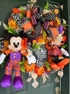 XL Mickey and Minnie Hocus Pocus Halloween Wreath