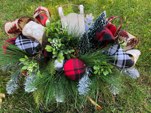 Load image into Gallery viewer, Custom Headstone Saddle Floral Arrangements