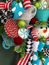 Load image into Gallery viewer, Snowman Wreath