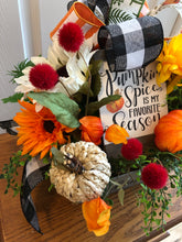 Cargar imagen en el visor de la galería, Fall centerpiece / Table Arrangement / Table Decor