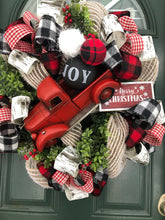 Laden Sie das Bild in den Galerie-Viewer, Custom designer handmade Classic Red Truck Merry Christmas Wreath