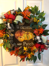 Carregar imagem no visualizador da galeria, Custom Designer Handmade Welcome to our Patch Fall Wreath