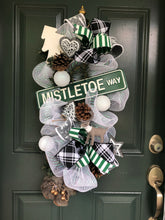 Laden Sie das Bild in den Galerie-Viewer, Custom Designer Handmade  Mistletoe Way Christmas Wreath