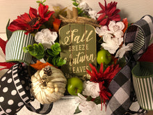 Laden Sie das Bild in den Galerie-Viewer, Fall centerpiece / Table Arrangement / Table Decor