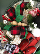 Load image into Gallery viewer, Red Truck Wreath