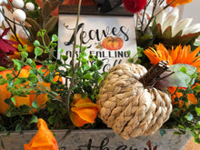 Cargar imagen en el visor de la galería, Fall centerpiece / Table Arrangement / Table Decor