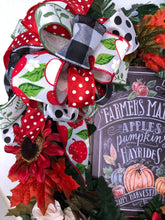 Load image into Gallery viewer, Custom Designer Handmade Farmer&#39;s Market Fall Wreath