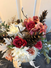 Cargar imagen en el visor de la galería, Custom Designer Handmade Fall Pumpkin Centerpiece / Table Arrangement / Table Decor