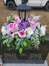 Cargar imagen en el visor de la galería, Custom designer handmade Headstone Saddle Floral Arrangements