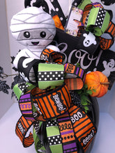 Cargar imagen en el visor de la galería, Custom Designer Handmade XL Halloween Centerpiece