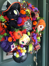 Load image into Gallery viewer, Deluxe Hocus Pocus Wreath