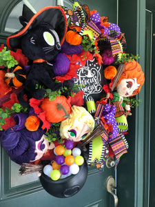 Deluxe Hocus Pocus Wreath