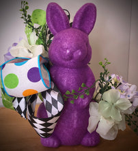 将图片加载到图库查看器，Custom designer handmade Flocked Spring Bunnies