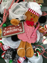 Laden Sie das Bild in den Galerie-Viewer, Custom Designer Handmade Gingerbread themed Christmas wreath