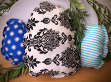 Cargar imagen en el visor de la galería, Custom Designer Handmade Plush Farmhouse Eggs and Hearts