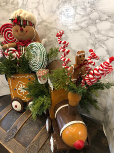 Gingerbread Train Decor