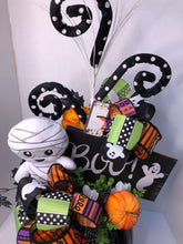 Cargar imagen en el visor de la galería, Custom Designer Handmade XL Halloween Centerpiece