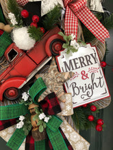 Load image into Gallery viewer, Red Truck Wreath