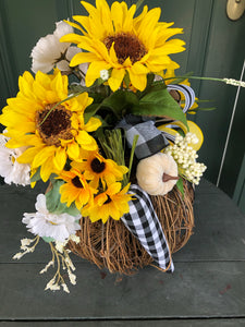 Fall Sunflower Centerpiece