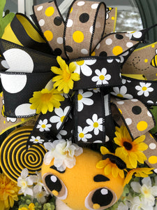 Custom designer handmade Busy Bee Floral Wreath