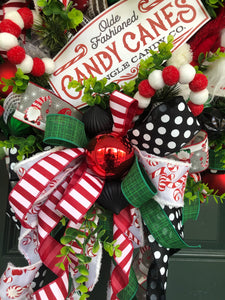 Coroa de flores XL Christmas Gnome Candy Cane