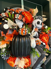 Load image into Gallery viewer, Nightmare Before Christmas Halloween Wreath - Jack Skellington