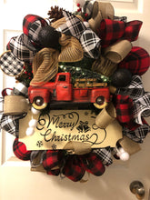 Carregar imagem no visualizador da galeria, Custom designer handmade Classic Red Truck Merry Christmas Wreath