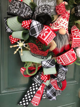 Cargar imagen en el visor de la galería, Custom Designer Handmade Scandinavian Christmas Gnome Wreath