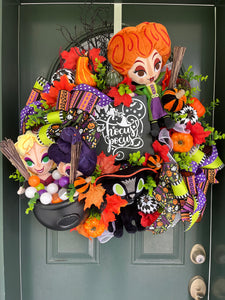 Deluxe Hocus Pocus Wreath