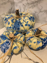 Load image into Gallery viewer, Plush Pumpkins - Fall 2020 Collection 1