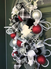 Cargar imagen en el visor de la galería, Custom designer handmade Black, White, Silver and Burgundy Wreath