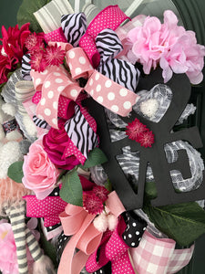 Valentines theme wreath