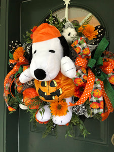 Snoopy Pumpkin Wreath