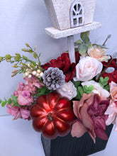 Cargar imagen en el visor de la galería, Custom Designer Handmade Fall centerpiece  / Table Arrangements /  Table Decor