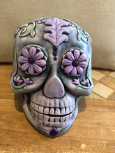 Laden Sie das Bild in den Galerie-Viewer, Custom Designer Handmade Day Of The Dead / Dia de los muertos Ceramic skull centerpiece / Table Arrangements / Table Decor