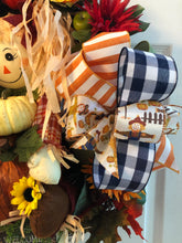 将图片加载到图库查看器，Custom designer handmade boy and girl scarecrow wreaths