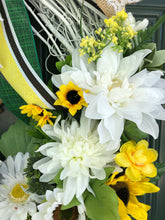 Carregar imagem no visualizador da galeria, Custom Designer Handmade Soft white, yellow and green floral wreath