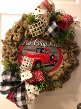 Carregar imagem no visualizador da galeria, Custom Designer Handmade Old Guys Rule Wreath