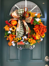 Laden Sie das Bild in den Galerie-Viewer, Custom Designer Handmade Fall green classic truck wreath