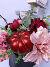 Cargar imagen en el visor de la galería, Custom Designer Handmade Fall centerpiece  / Table Arrangements /  Table Decor