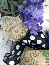 Laden Sie das Bild in den Galerie-Viewer, Custom Designer Handmade Farmer&#39;s Market Blueberries Wreath