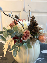 Cargar imagen en el visor de la galería, Custom Designer Handmade Fall Pumpkin Centerpiece / Table Arrangement / Table Decor